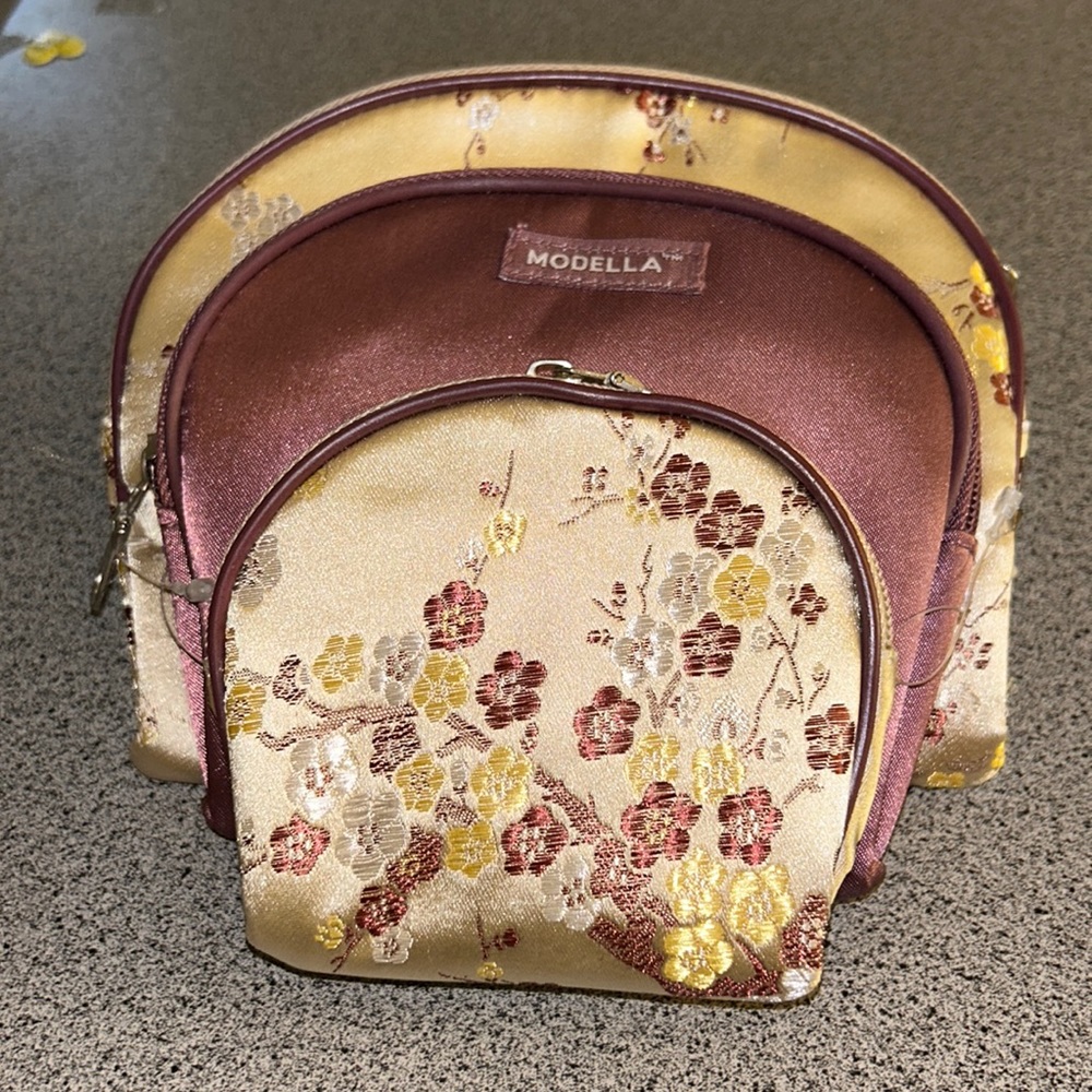 NWT Modella pouch set ~cosmetic cases